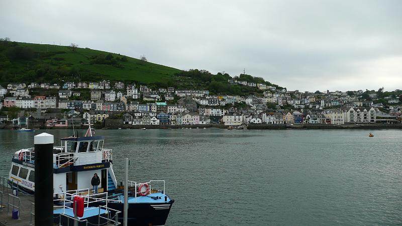 P1000402- Vue de Darmouth depuis la rive opposee de la riviere Dart.JPG - Vue de Darmouth depuis la rive opposée de la rivière Dart